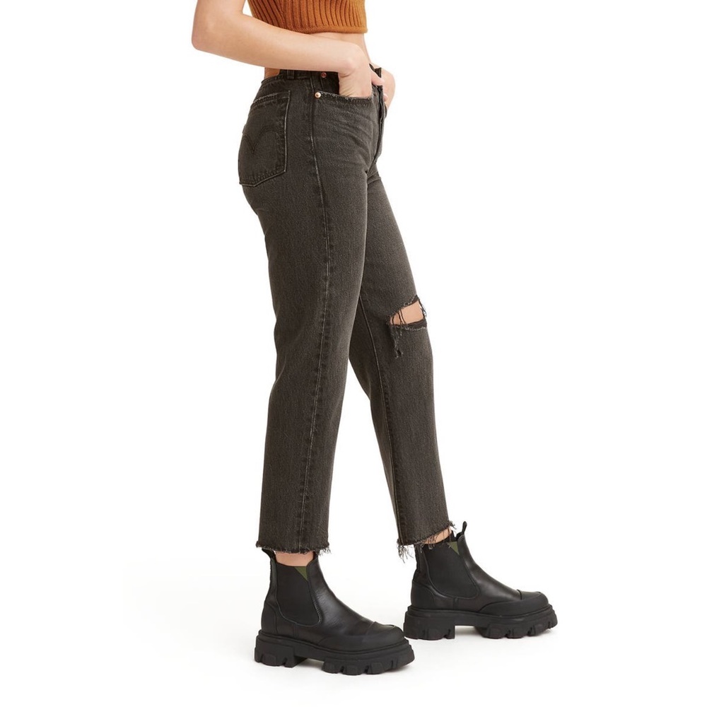 Levi’s Dark Grey High Rise Distressed Ripped Raw Hem Cropped Jeans Fall Winter